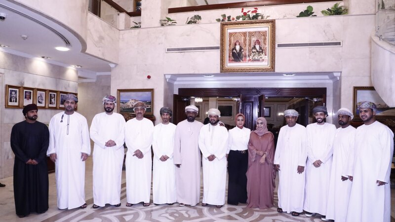 صالون أحمد بن ماجد يقيم أمسية بمشاركة شعراء عمانيين ومصريين