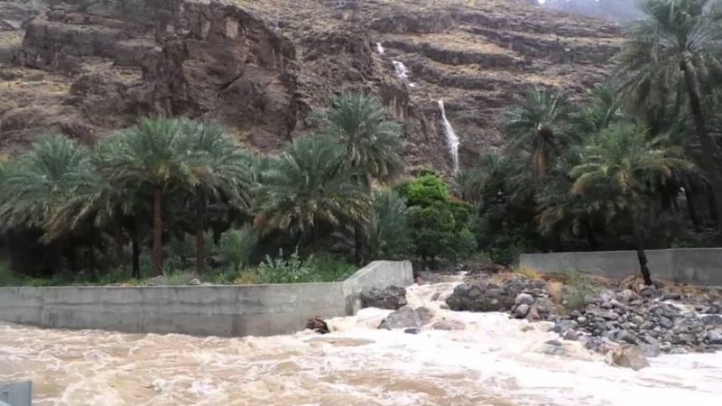 لأهالي وادي بني عوف: انقطعت الكهرباء لكن الإسعاف الطائر جاهز لخدمتكم
