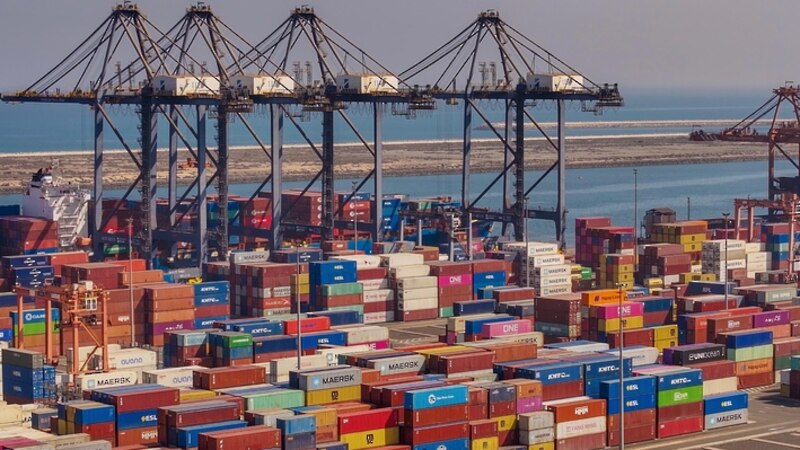 الميزان التجاري العماني يسجل فائضًا بأكثر من 3 مليارات ريال