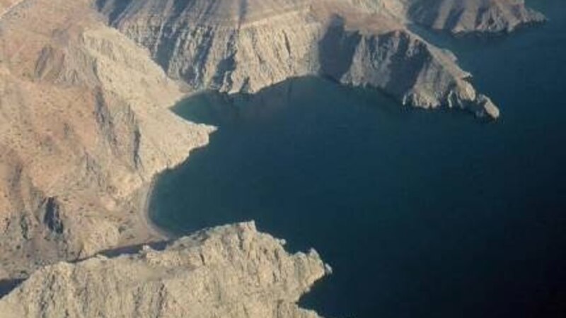 “رؤوس الجبال” ولعبة علي بابا