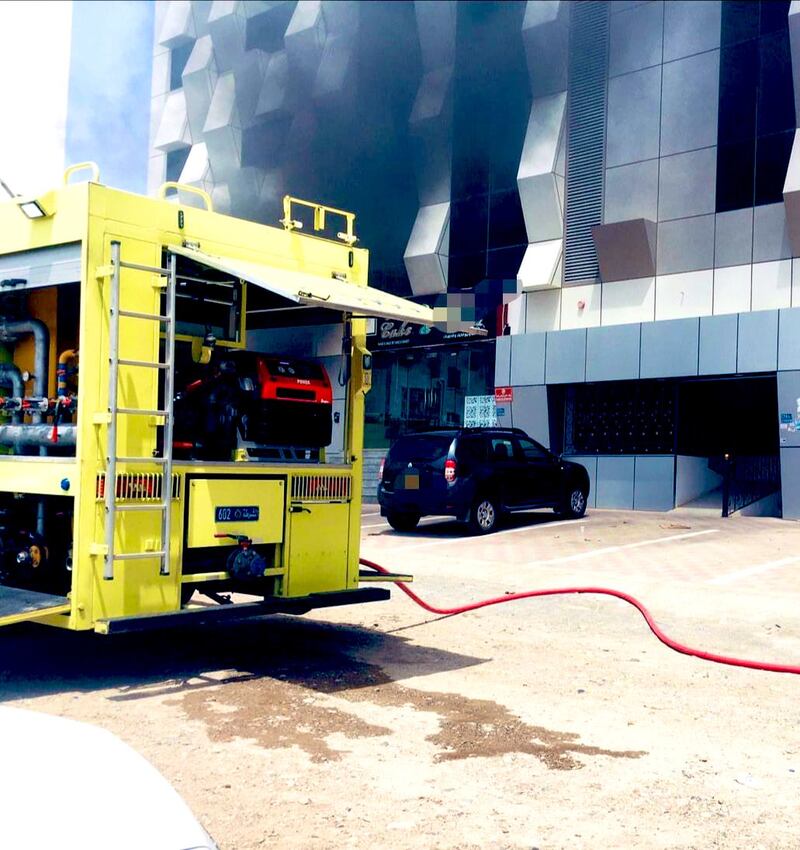 إصابة مواطن في حريق ببناية