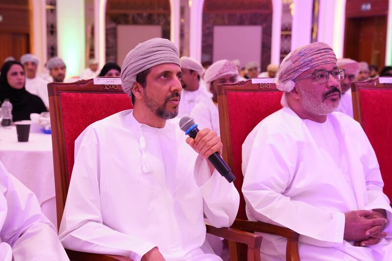 محافظ مسندم يوضح عبر “أثير”: ماذا يعني تطوير جزيرة مقلب؟