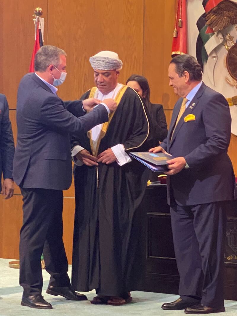 تكريم علي الجابري على “مهنيته الإعلامية”