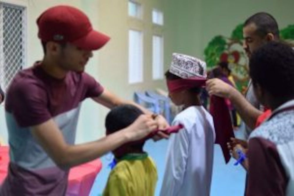 جمعيتان طلابية وخيرية تنظمات ” مد يدك”