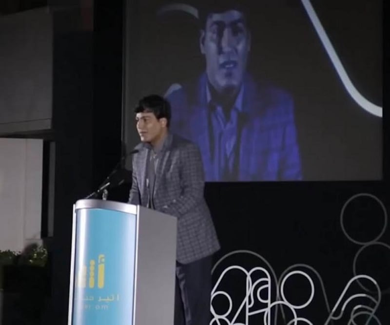 ليلةً سعيدةً يا سيد هاملت : الشاعر وأشباحه في القصيدة العربية المعاصرة