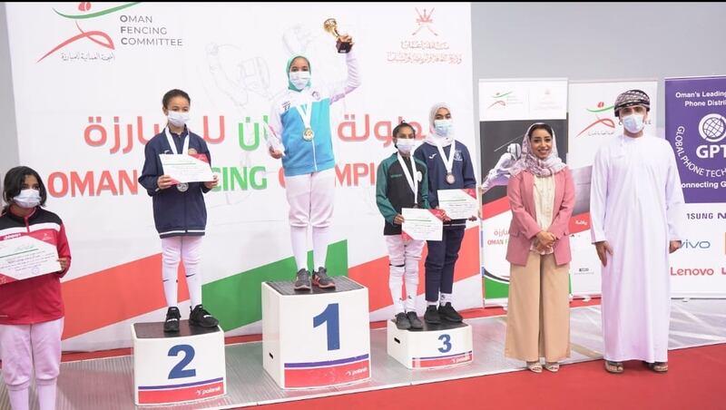 قريات وصلالة يُتوجان ببطولة “عمان” للمبارزة