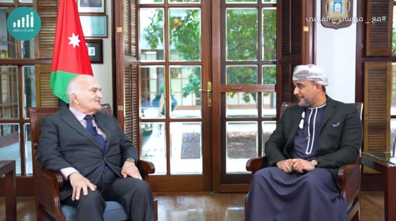 لماذا يرى الأمير الحسن بن طلال أن العقائدية السياسية حلت محل المنصة الثقافية؟