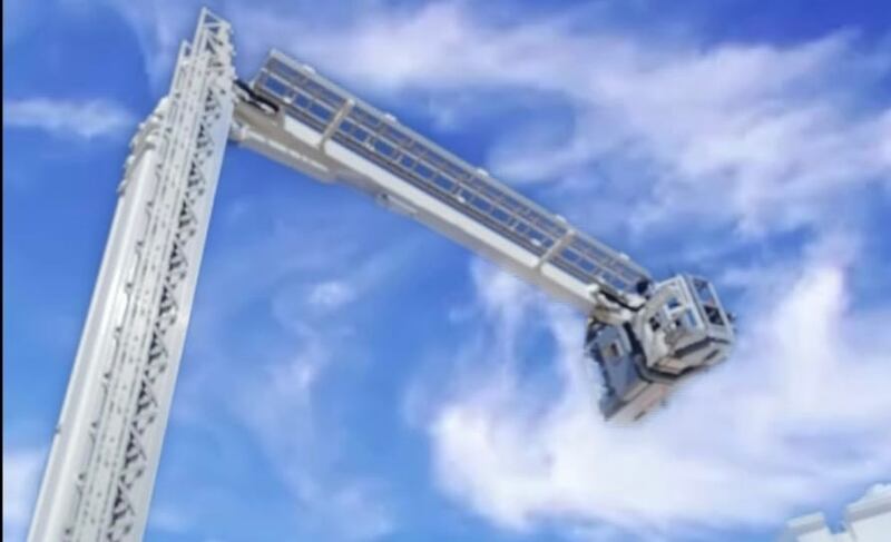 إنقاذ 10 أشخاص من حريق