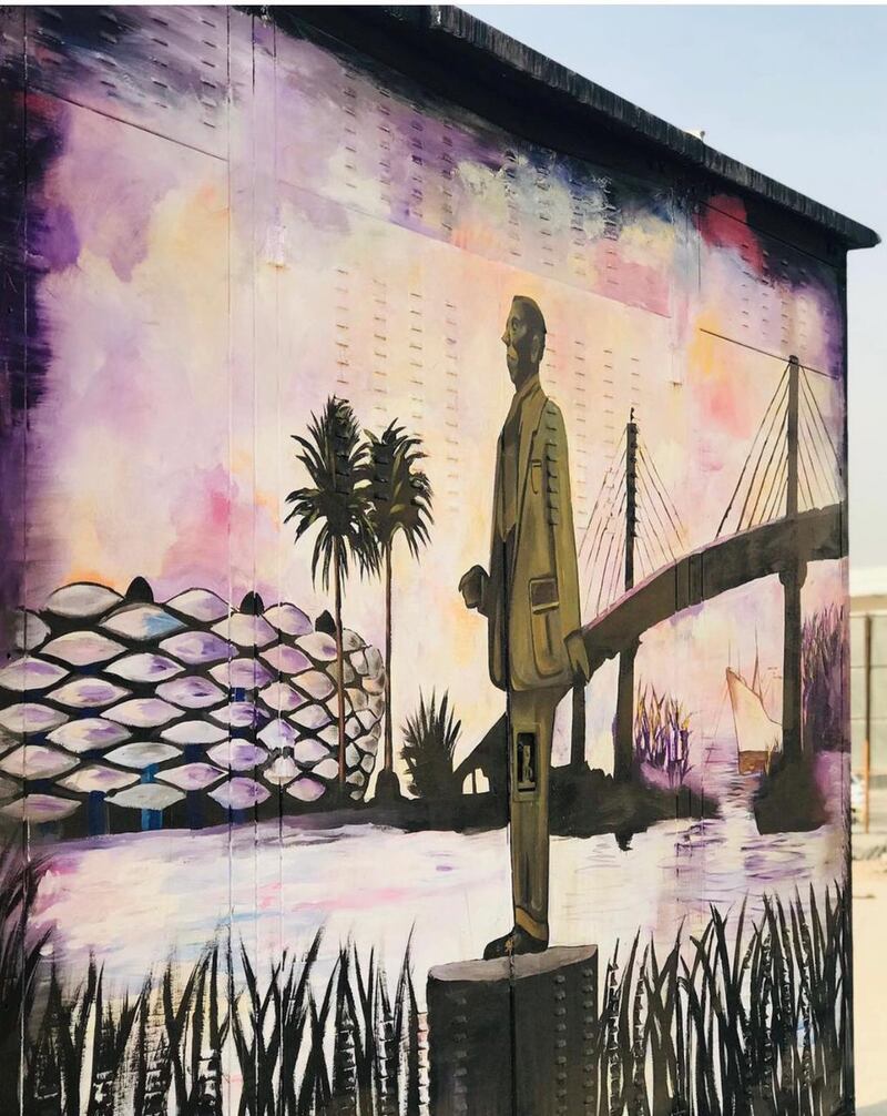 تمثال صاحب “أنشودة المطر” يقف شامخًا على كورنيش شط العرب؛ فهل تفكّر في زيارته؟