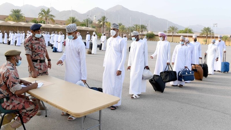تنفيذًا للتوجيهات السامية: دفعة جديدة تنضم للجيش السلطاني العماني