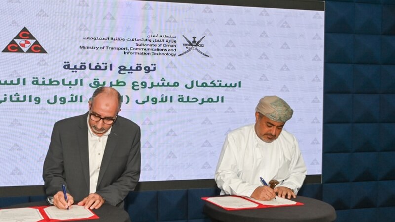اتفاقية جديدة لطريق الباطنة الساحلي بنحو 80 مليون ريال