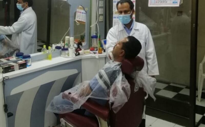 70 ريالًا لعدم الالتزام باشتراطات الحلاقة الشخصية