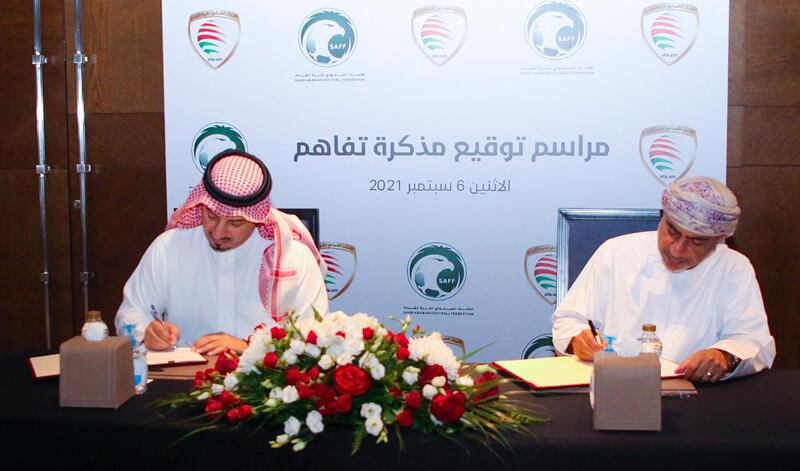 التعاون بين السلطنة والسعودية يمتد للرياضة