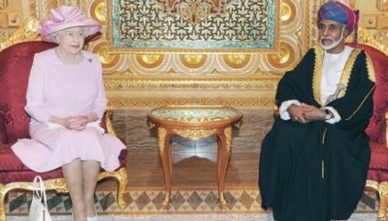 الملكة إليزابيث: قابوس بن سعيد كان صديقًا يُعتز به