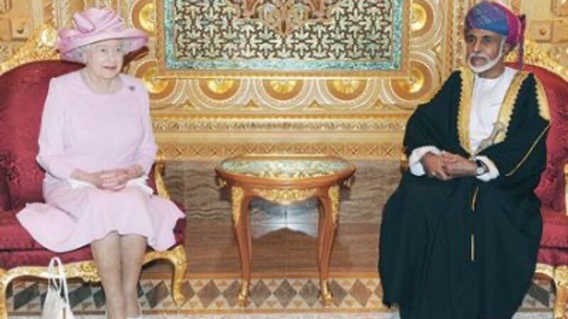 الملكة إليزابيث: قابوس بن سعيد كان صديقًا يُعتز به