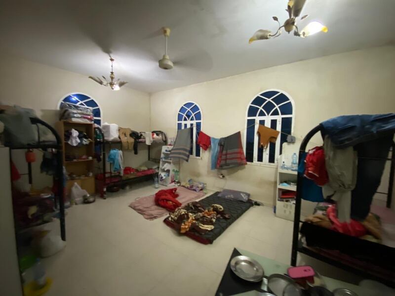 مداهمة منزل به عمالة وافدة تسكن في منطقة سكنية