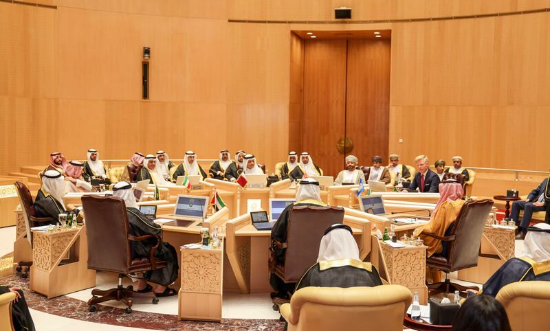 السيد بدر يترأس وفد سلطنة عمان في اجتماع وزاري بالرياض