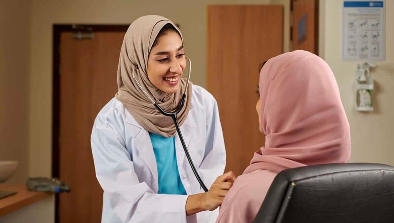 بنك مسقط وشركة متلايف الأمريكية يطلقان خططًا تأمينية ضد الأمراض المستعصية