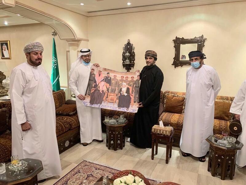 السفير السعودي يُقيم حفل عشاء لسفيرنا الجديد في الرياض 