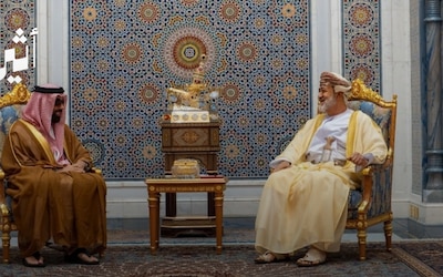 جلالة السلطان يستقبل مستشار الأمن الوطني الإماراتي