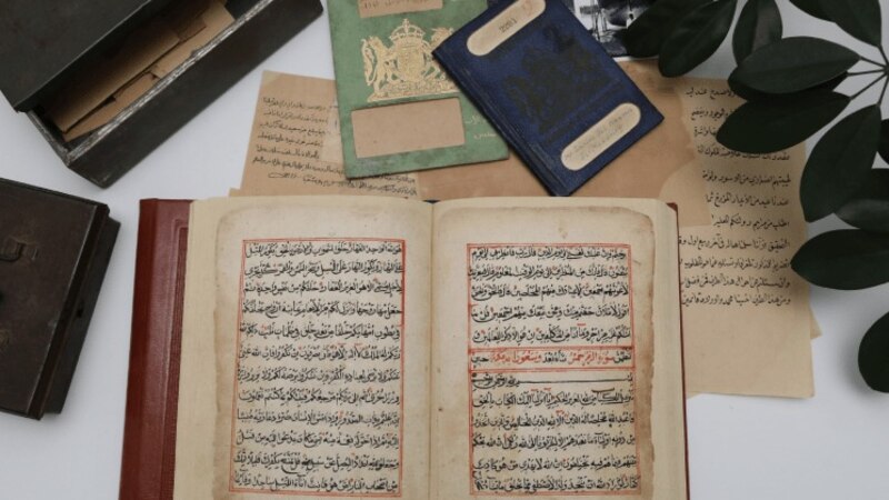 تدشين معرض افتراضي للمخطوطات