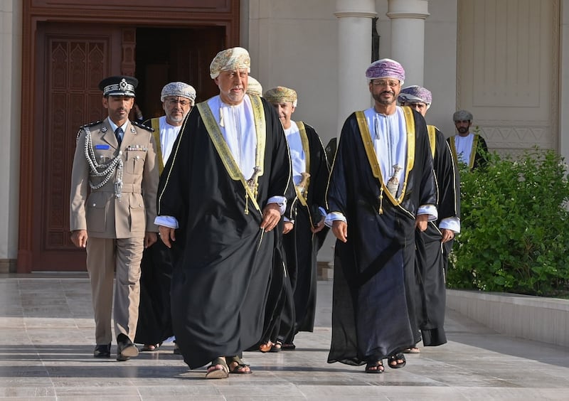 نيابة عن جلالة السلطان: سمو السيد شهاب يترأس وفد سلطنة عُمان في قمة بالعراق