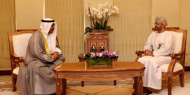 السيد بدر يودع سفراء