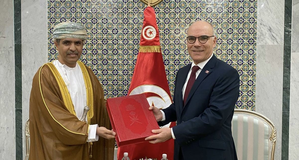 رسالة خطية من جلالة السلطان للرئيس التونسي