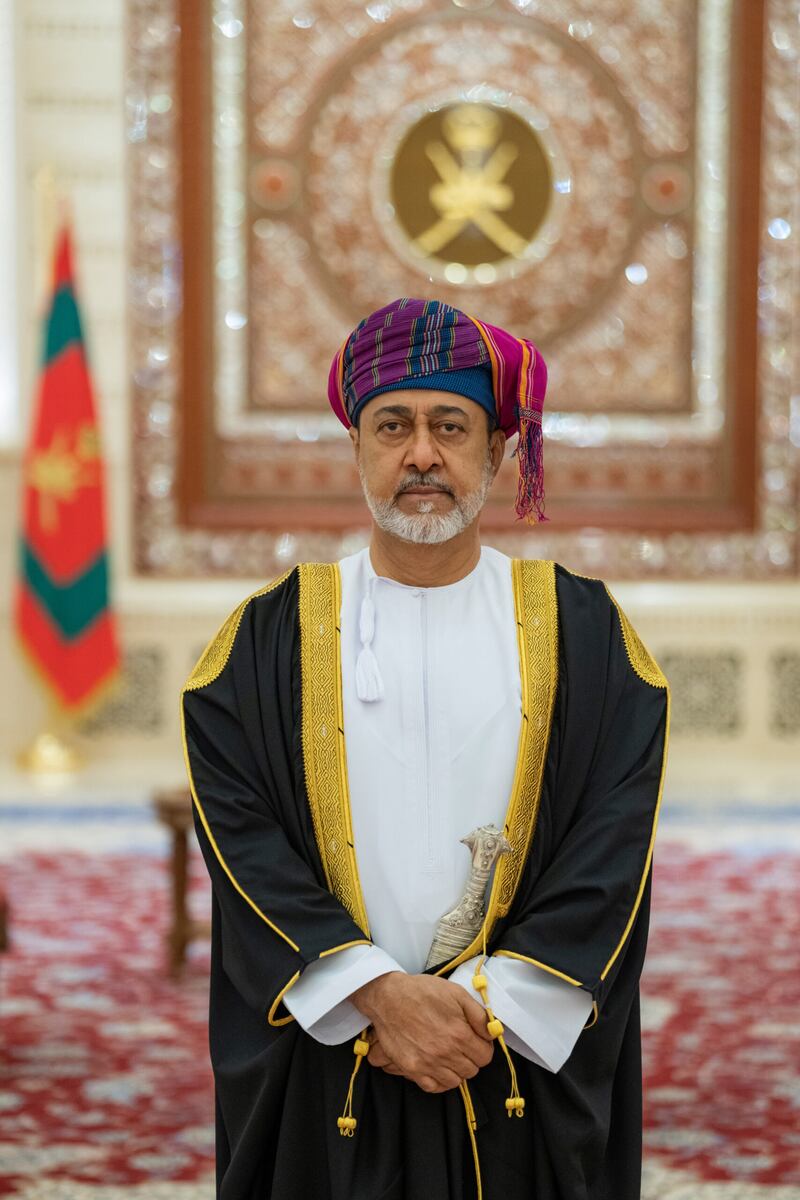 جلالة السلطان يتقبّل أوراق عدد من السفراء