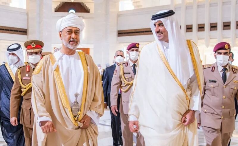 جلالة السلطان يهنئ أمير قطر