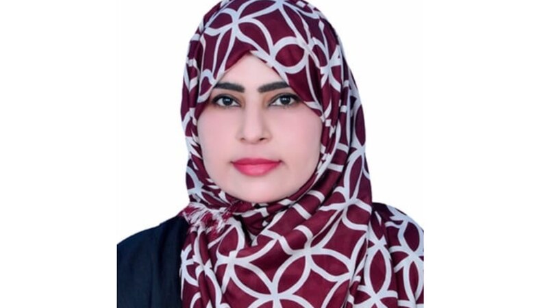 باحثة عُمانية تحصل على ملكية فكرية عن تطبيق هاتفي