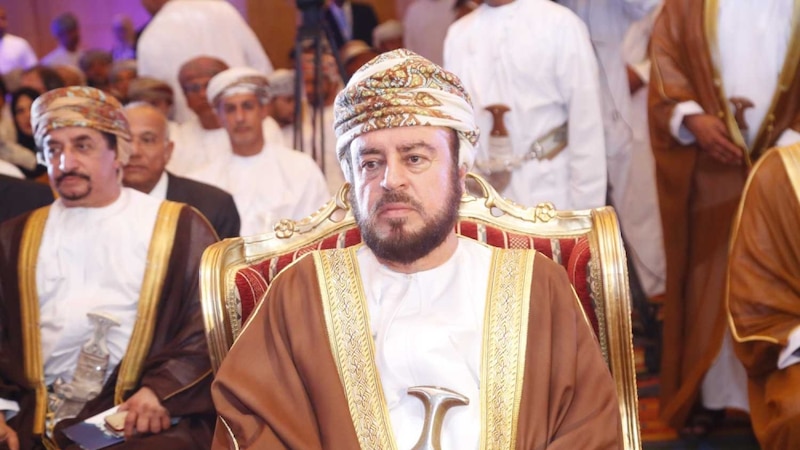بتوجيهات من جلالة السلطان: أسعد بن طارق يتوجه إلى تونس