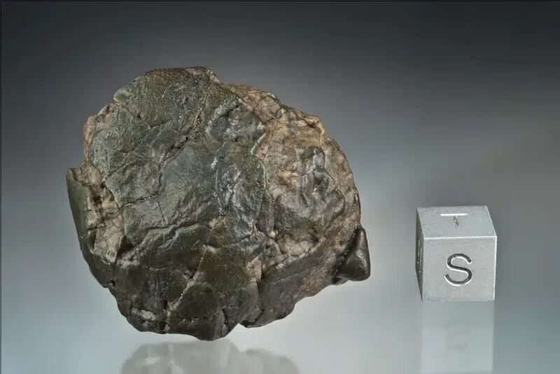 توثيق نيزك نادر في سلطنة عُمان؛ إليك هذه المعلومات عنه