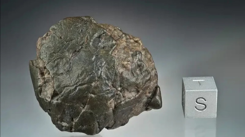 توثيق نيزك نادر في سلطنة عُمان؛ إليك هذه المعلومات عنه