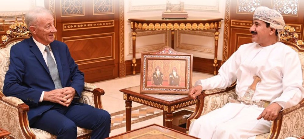 بالصور: سمو السيد شهاب والنعماني يستقبلان 3 سفراء