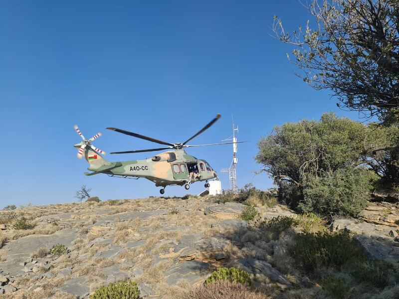 بالصور: السيطرة على 70% من حريق رأس حرق