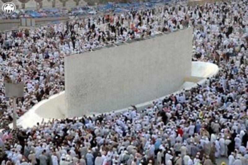 كيف يقضي الحاج يوم عيد الأضحى؟