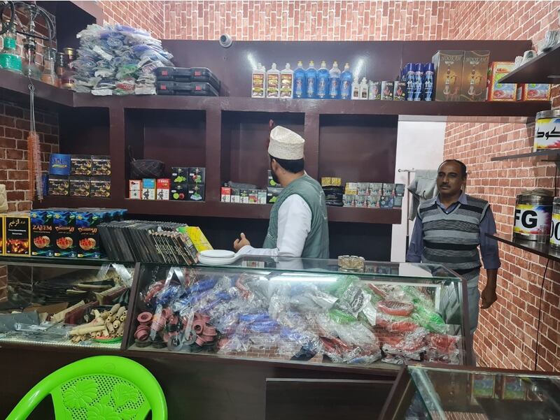 حملة مفاجئة تضبط أكثر من 50 محلا تجاريا مُخالِفا