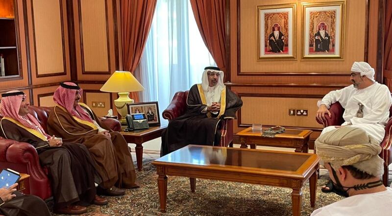 سمو السيد تيمور بن أسعد يجتمع بمعالي خالد الفالح