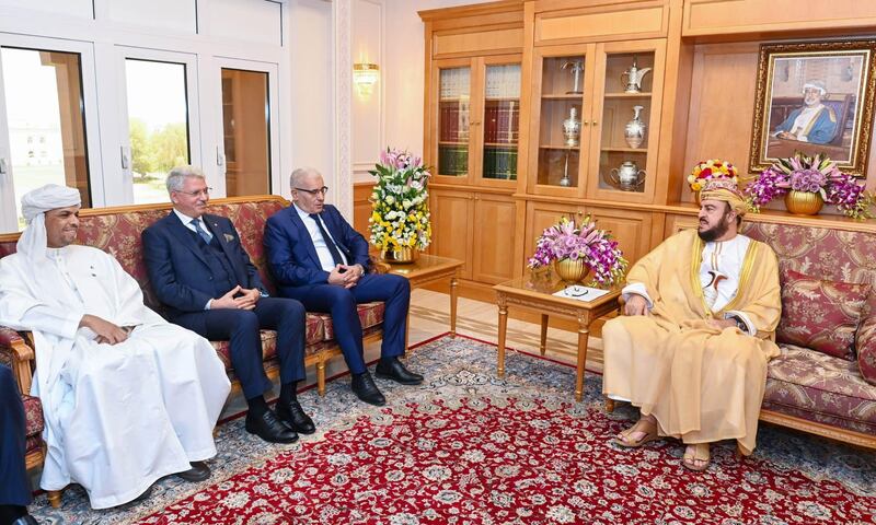 بتكليف سامٍ: سمو السيد أسعد بن طارق يستقبل رئيس المجلس الشعبي الجزائري