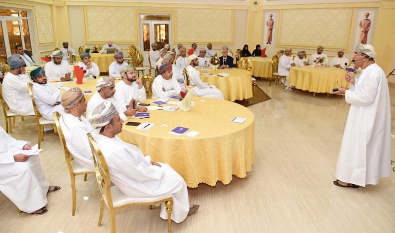 في البريمي: تدريب صحفيين على تغطية انتخابات الشورى