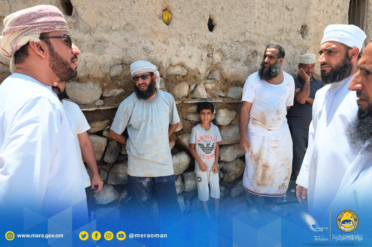 بالصور: الأوقاف تتفقد الأضرار في الرستاق والعوابي