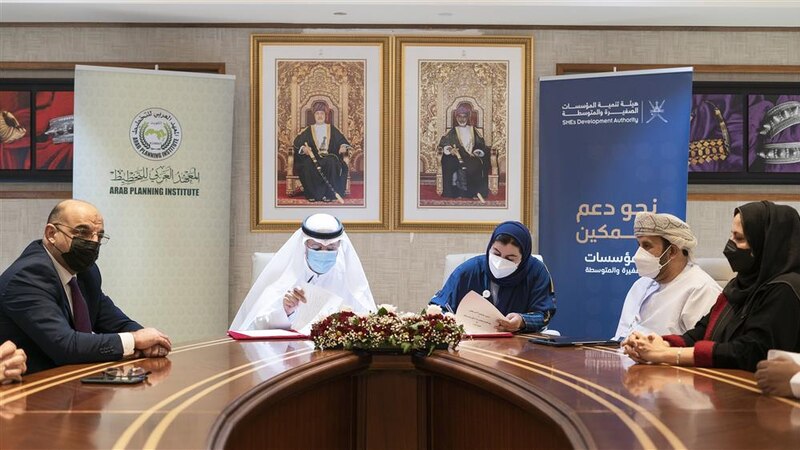 برامج لتأهيل عدد من أصحاب المشاريع ورواد الأعمال