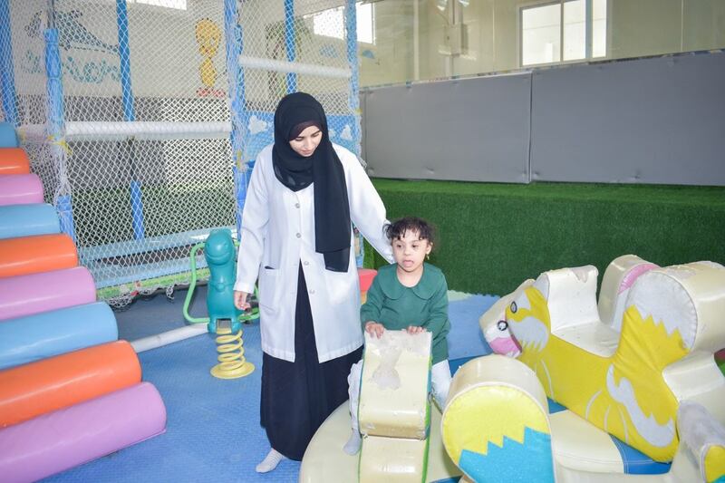 برامج وخدمات مختلفة في برنامج صيفي لذوي الإعاقة وأسرهم بـ “مراكز الوفاء”