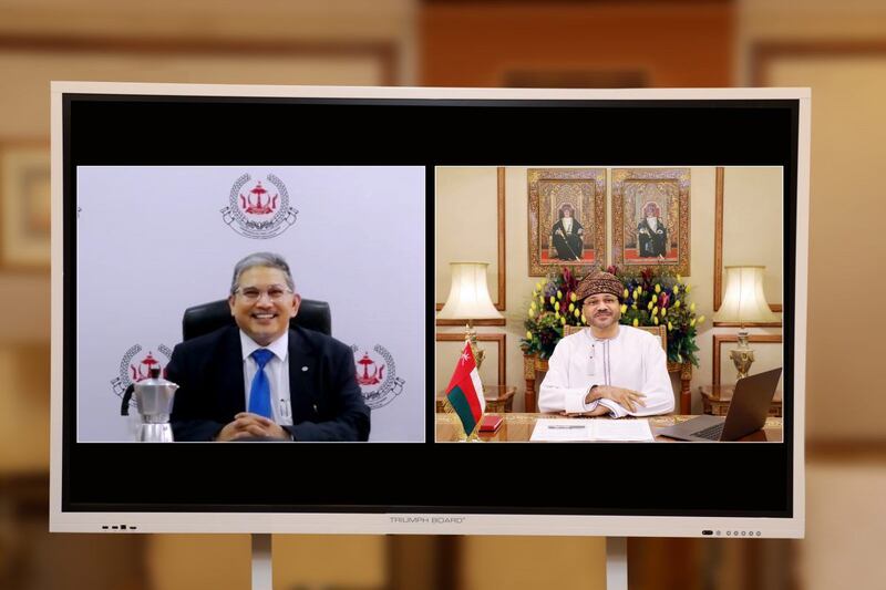 السيد بدر يجتمع بالوزير الثاني للشؤون الخارجية في بروناي