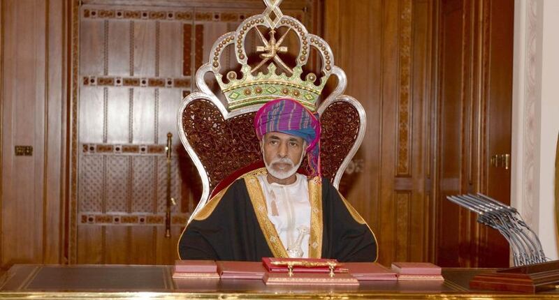 بنهضة تنموية في مختلف المجالات: السلطنة تحتفل بالعيد الوطني الـ 49 المجيد