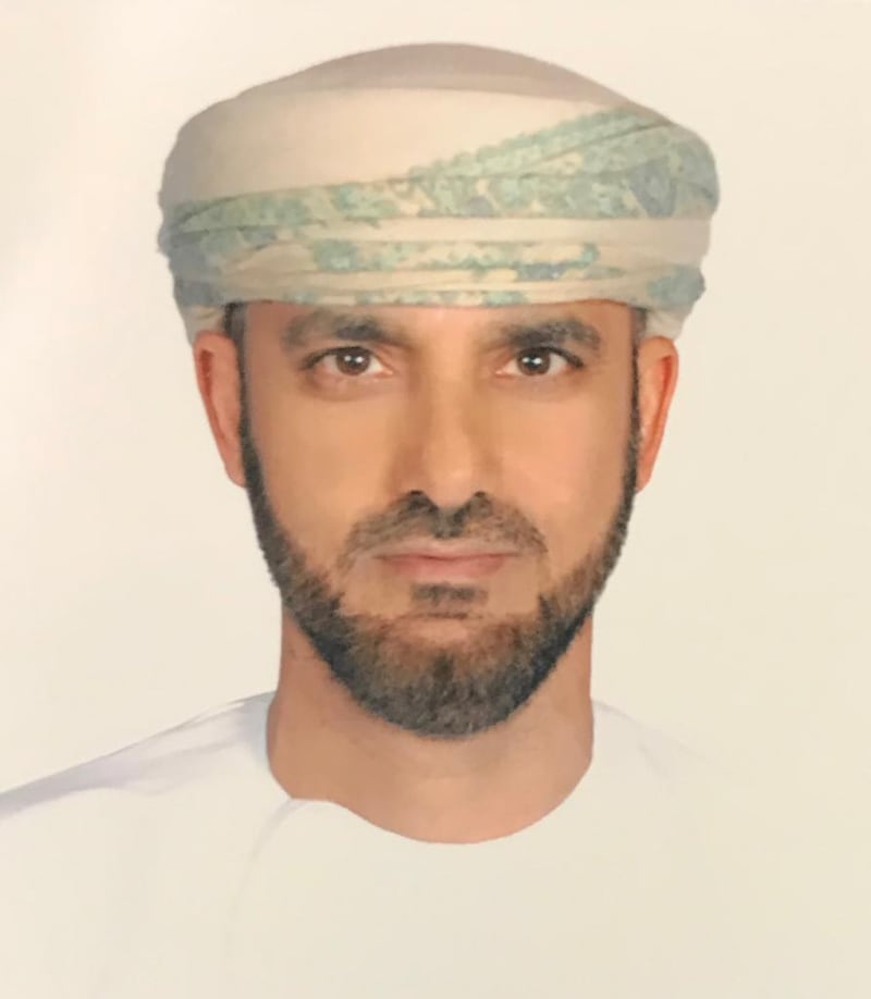 رجل أعمال عُماني يتبرع بنحو 390 ألف ريال