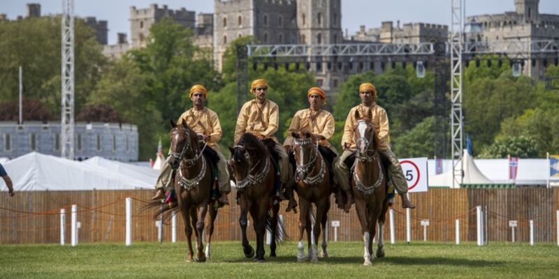 بأوامر سامية: الخيالة السلطانية تشارك في عرض احتفالي باليوبيل البلاتيني للملكة إليزابيث