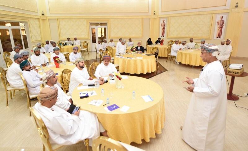 في البريمي: تدريب صحفيين على تغطية انتخابات الشورى