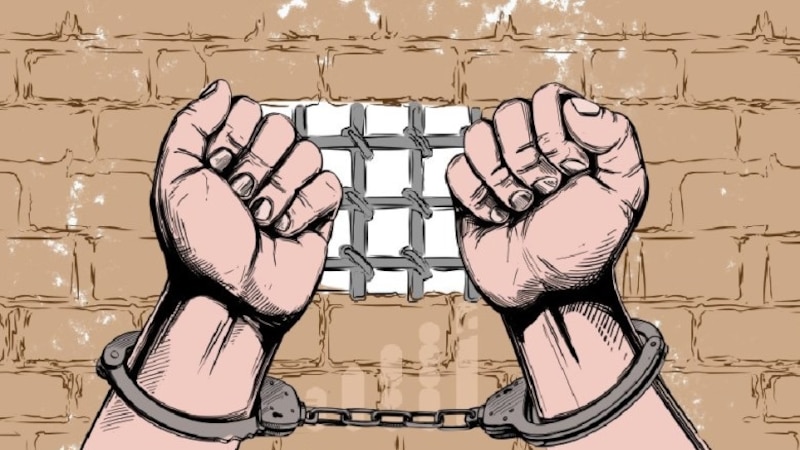 شخص يسرق هواتف نقالة لمارّة